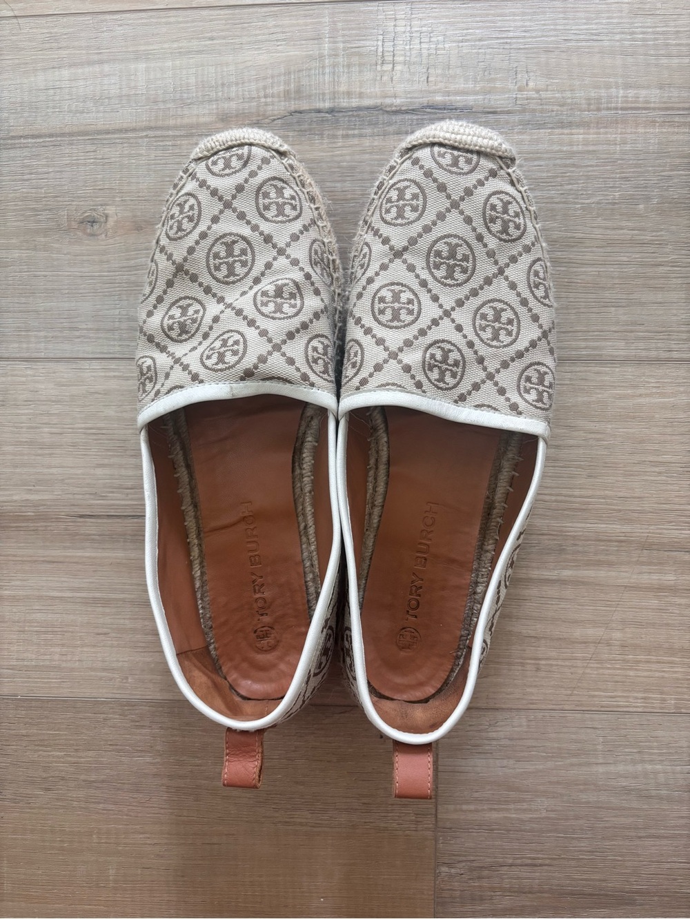 Tory Burch Neutral Logo Canvas Espadrille Slip-On - Picture 4 of 4